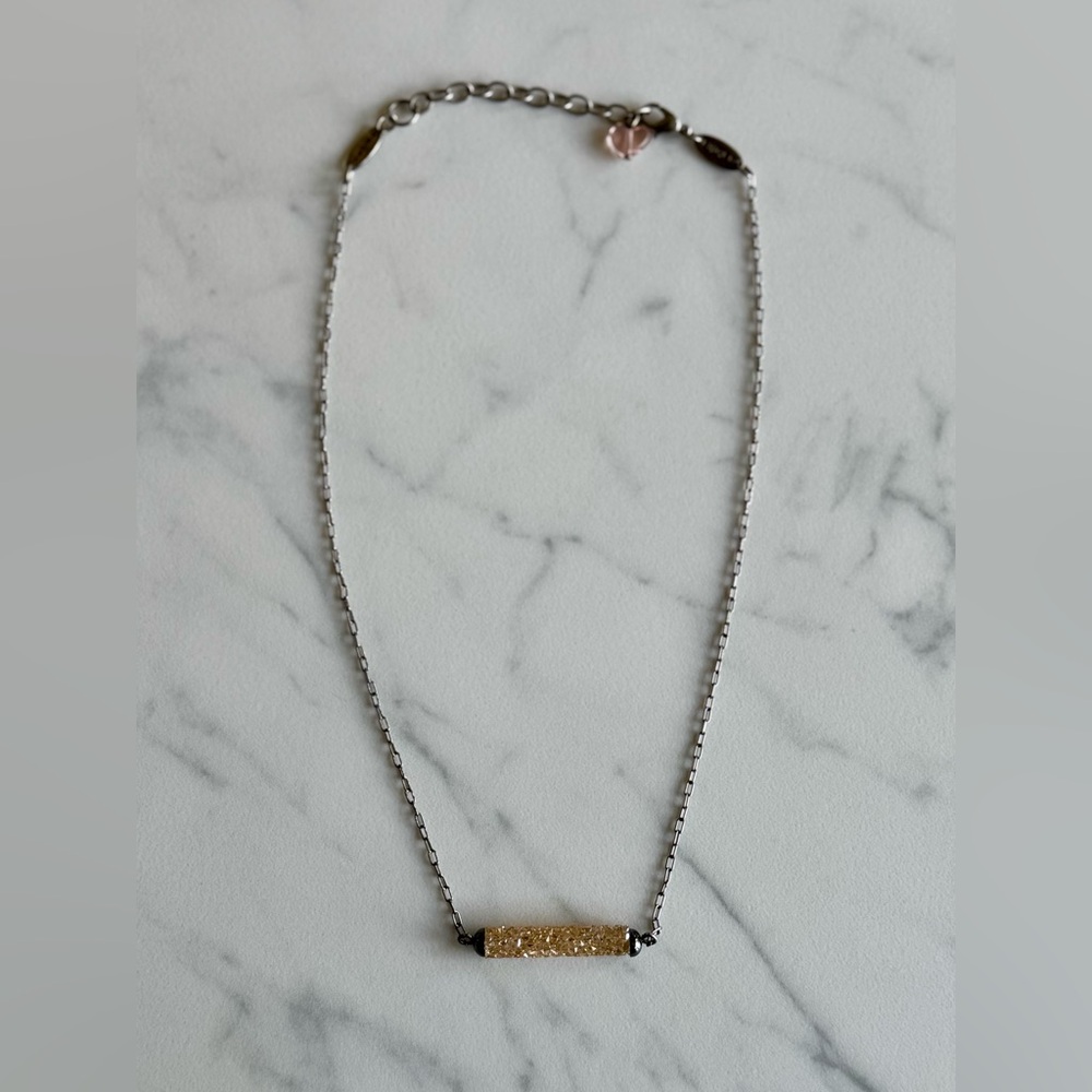 Sabika Urban Stance Shimmer Bar Necklace